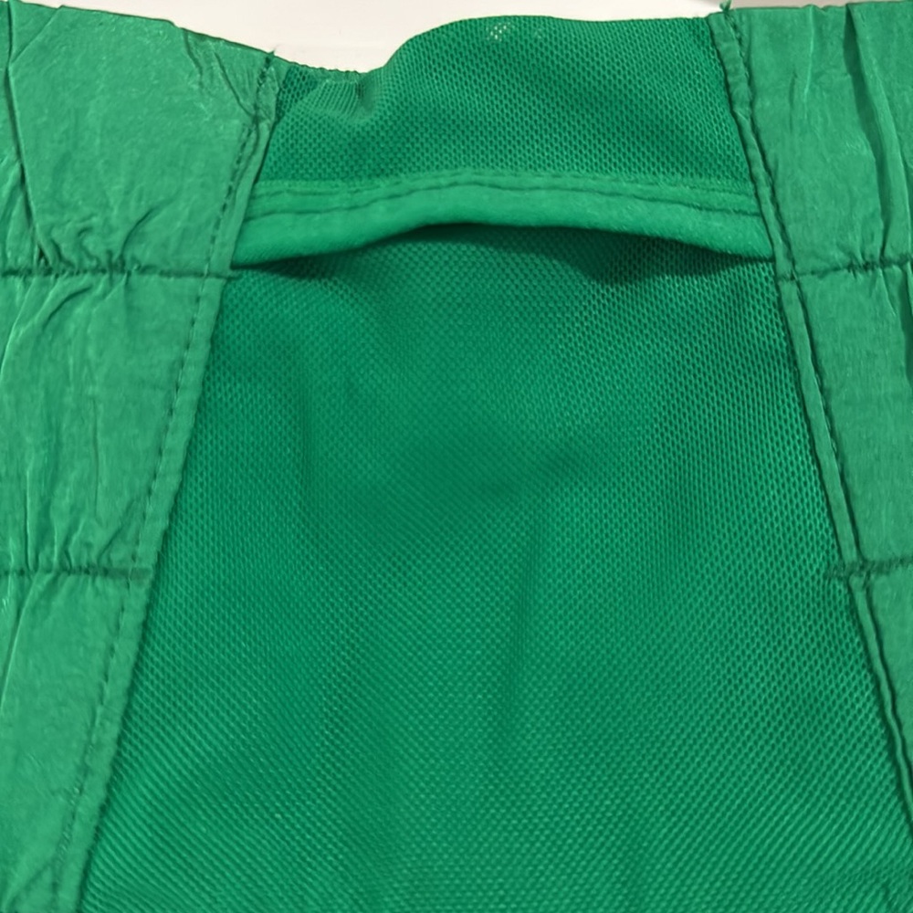 Shorts - Picture 3 of 6